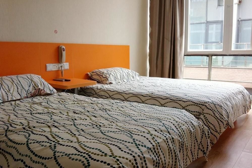 Pod Inn Shanghai Bagian luar foto